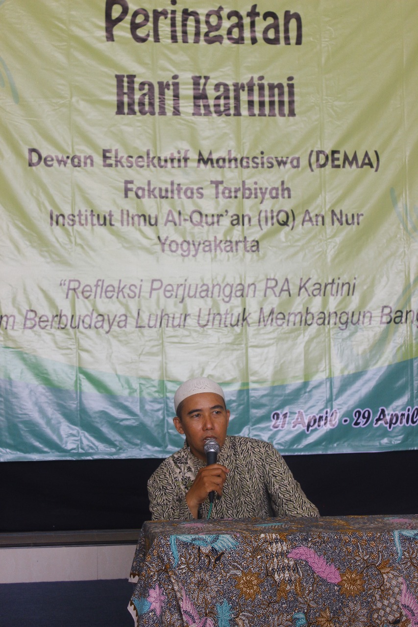 Dekan Fakultas Tarbiyah  Ingatkan Mahasiswa untuk Memetik Nilai Emansipasi Seorang RA Kartini