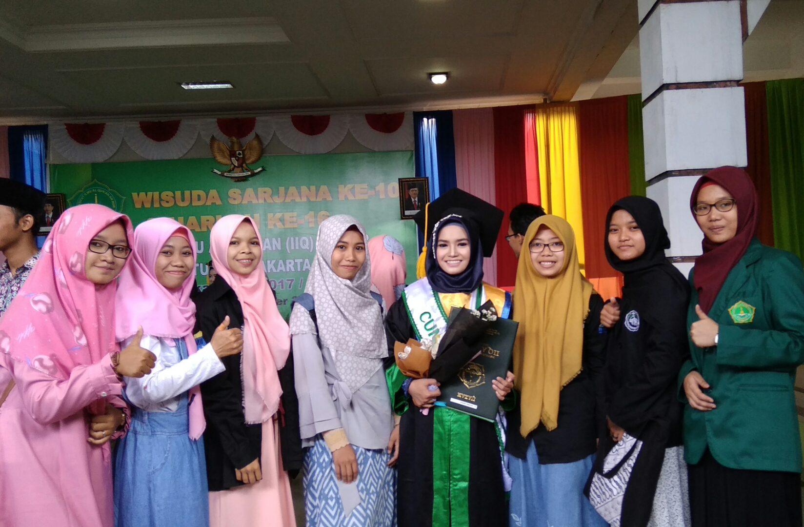 WISUDAWAN DAN WISUDAWATI LULUSAN TERBAIK IIQ AN NUR YOGYAKARTA