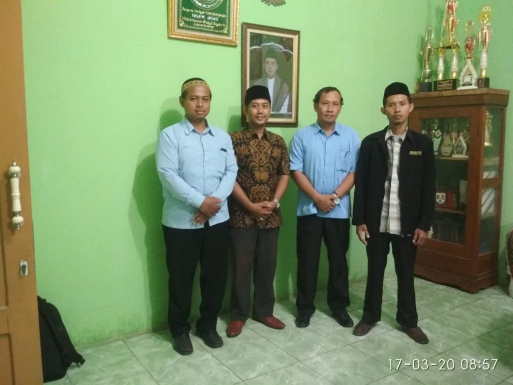 WhatsApp Image 2020 03 17 at 09.14.55 - KKN IIQ An Nur Terpaksa Ditarik Lebih Awal