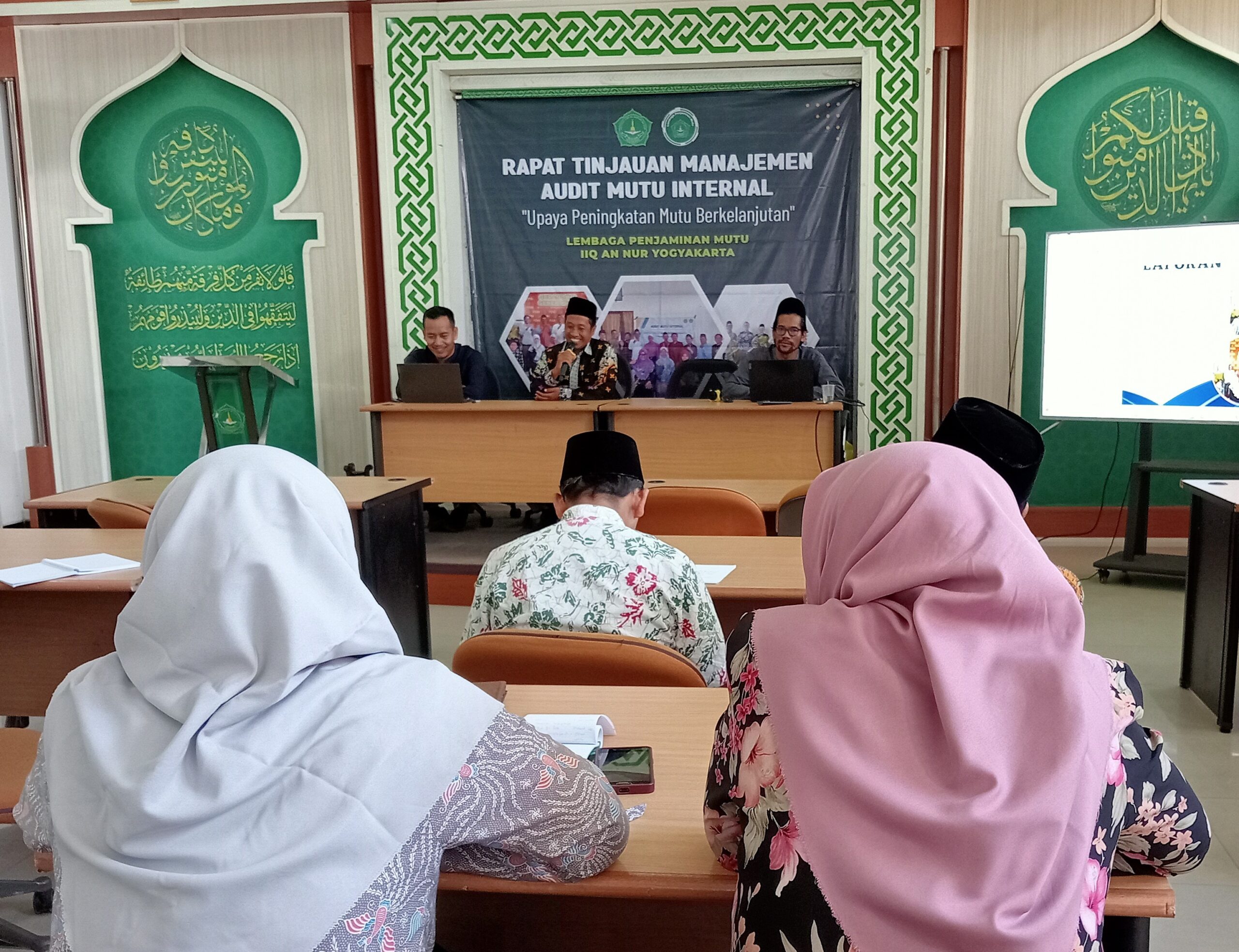 Rapat Tinjauan Manajemen Audit Mutu Internal IIQ An Nur Yogyakarta, Rektor: AMI Harus Jadi Budaya di Kampus Kita