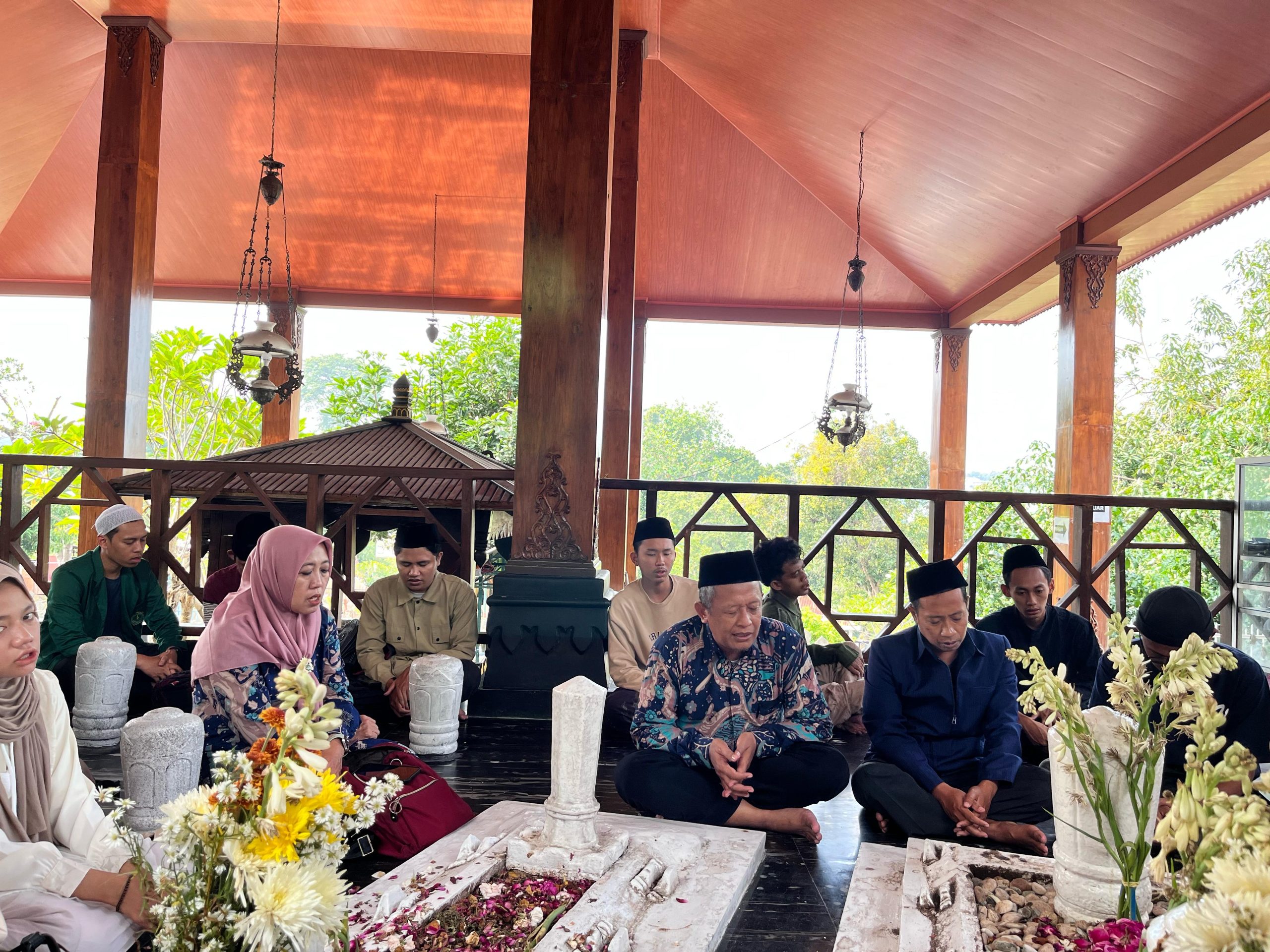 Perkuat Akademik dan Jalin Silaturahmi, IIQ An Nur Yogyakarta Studi Tiru ke Semarang 2 WhatsApp Image 2025 02 19 at 14.19.06 scaled - Perkuat Akademik dan Jalin Silaturahmi, IIQ An Nur Yogyakarta Studi Tiru ke Semarang