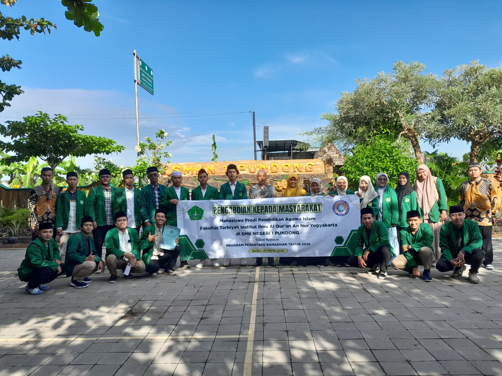 Jalin Kerja Sama, Fakultas Tarbiyah IIQ An Nur Yogyakarta Berpartisipasi dalam Program Pesantren Ramadhan di SMKN 1 Pundong