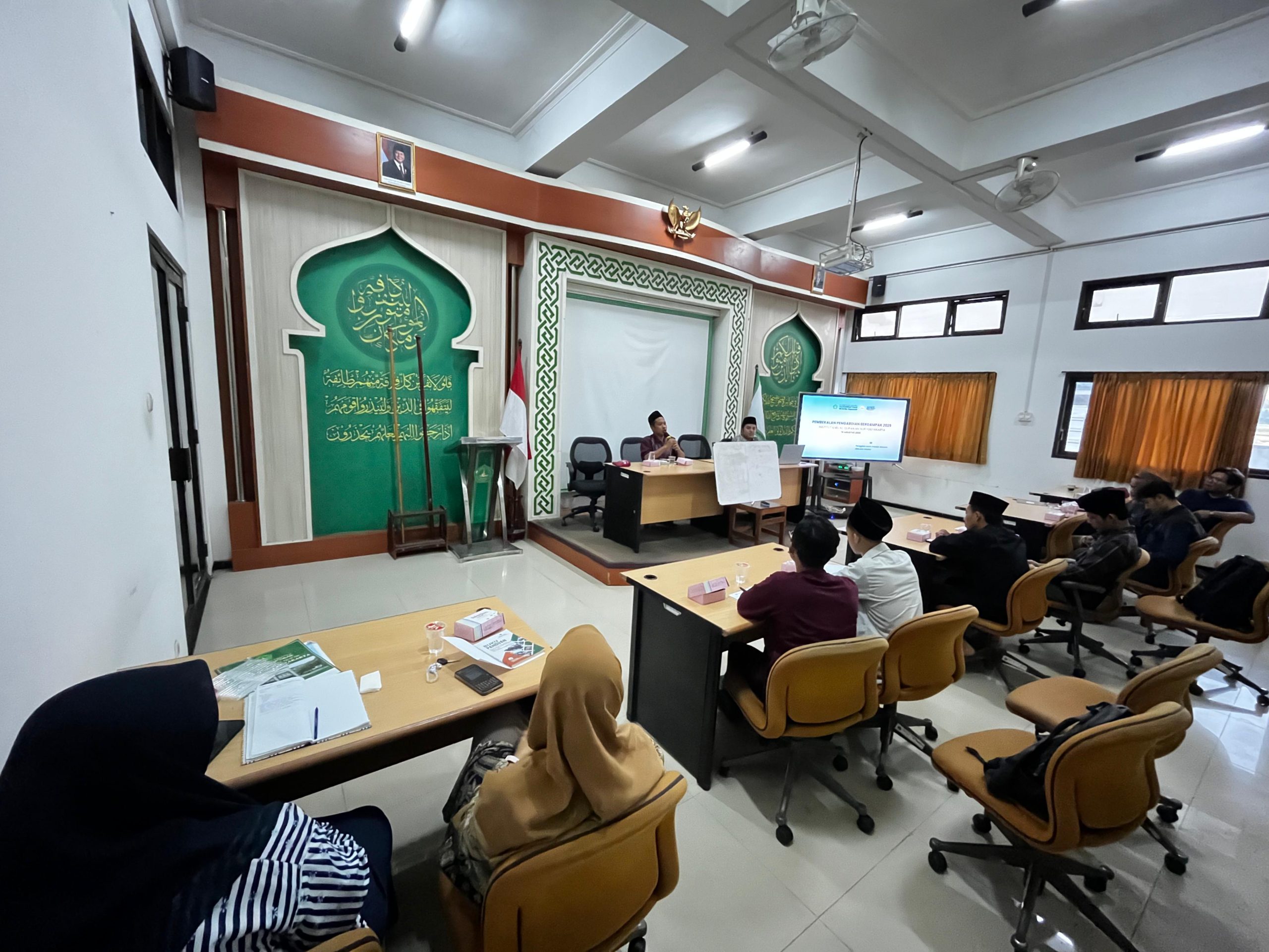 Pembekalan Peserta Program Pengabdian Berdampak 2025, Rektor: Kalian adalah Perintis