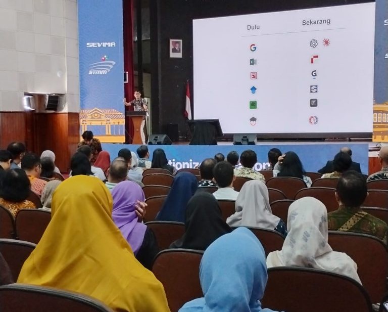FEBI IIQ An Nur Yogyakarta Berpartisipasi dalam Pelatihan Penyusunan Kurikulum OBE-PjBL Berbasis AI