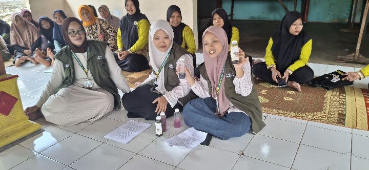 Mahasiswa KKN IIQ An Nur Yogyakarta Kelompok Keringan Lor Buktikan Bunga Telang Berpotensi bagi Kesehatan dan Kemandirian Ekonomi