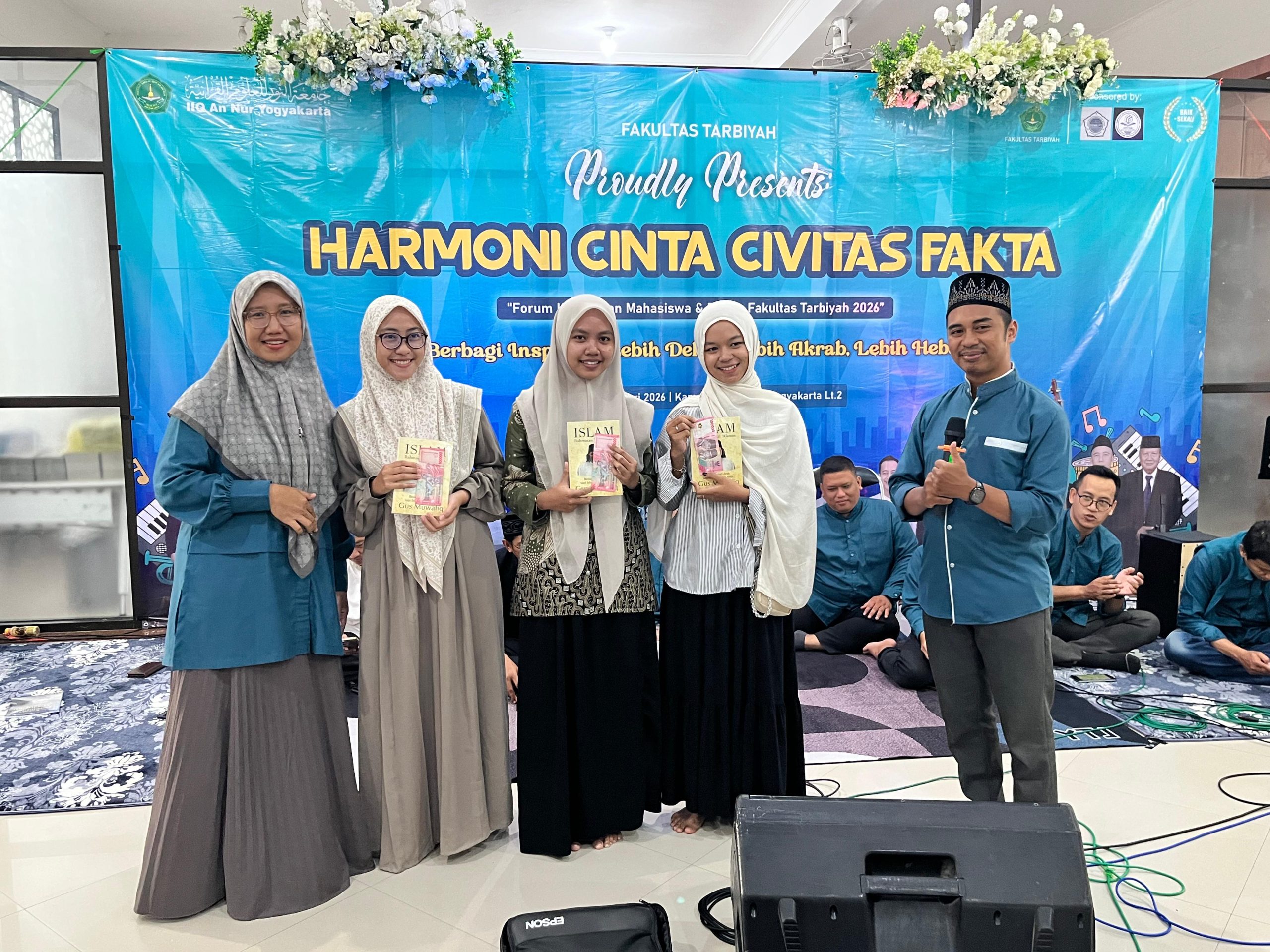 Lina Apresiasi Mahasiswa Teladan Fakultas Tarbiyah 2025/2026, Khalim Luncurkan “PAI Award”